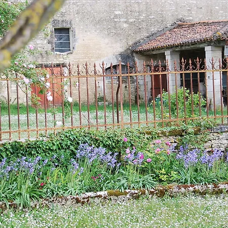 Couette-café Le Dojo Du Plessis